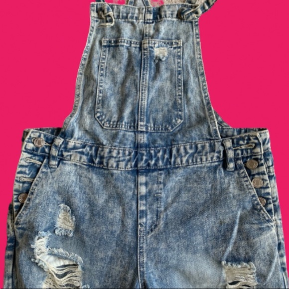 Distressed Denim overalls Size 26 - Picture 4 of 7